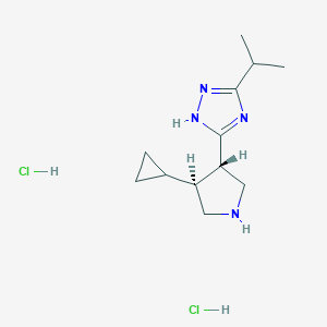 molecular formula C12H22Cl2N4 B2851652 5-[(3S,4S)-4-Cyclopropylpyrrolidin-3-yl]-3-propan-2-yl-1H-1,2,4-triazole;dihydrochloride CAS No. 2137846-24-1