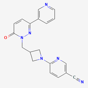 6-(3-{[6-Oxo-3-(pyridin-3-yl)-1,6-dihydropyridazin-1-yl]methyl}azetidin-1-yl)pyridine-3-carbonitrile