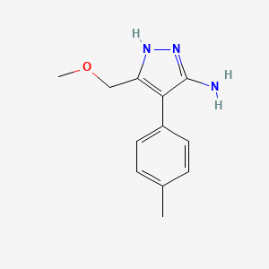 molecular formula C12H15N3O B2852547 3-(methoxymethyl)-4-(p-tolyl)-1H-pyrazol-5-amine CAS No. 895043-01-3