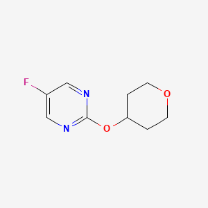 molecular formula C9H11FN2O2 B2853422 5-Fluoro-2-(oxan-4-yloxy)pyrimidine CAS No. 2195878-45-4