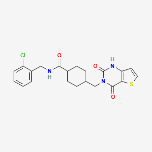 molecular formula C21H22ClN3O3S B2857689 N-(2-chlorobenzyl)-4-((2,4-dioxo-1,2-dihydrothieno[3,2-d]pyrimidin-3(4H)-yl)methyl)cyclohexanecarboxamide CAS No. 892259-12-0