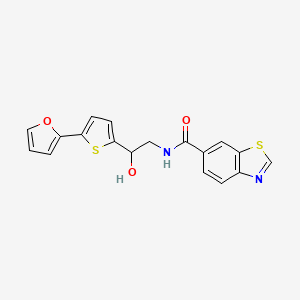 molecular formula C18H14N2O3S2 B2858966 N-{2-[5-(furan-2-yl)thiophen-2-yl]-2-hydroxyethyl}-1,3-benzothiazole-6-carboxamide CAS No. 2319851-35-7
