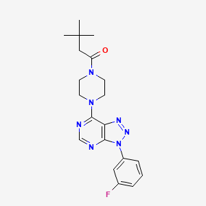 1-(4-(3-(3-fluorophenyl)-3H-[1,2,3]triazolo[4,5-d]pyrimidin-7-yl)piperazin-1-yl)-3,3-dimethylbutan-1-one