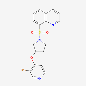molecular formula C18H16BrN3O3S B2861438 8-[3-(3-Bromopyridin-4-yl)oxypyrrolidin-1-yl]sulfonylquinoline CAS No. 2380191-21-7