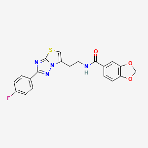 molecular formula C20H15FN4O3S B2862070 N-(2-(2-(4-fluorophenyl)thiazolo[3,2-b][1,2,4]triazol-6-yl)ethyl)benzo[d][1,3]dioxole-5-carboxamide CAS No. 894021-99-9