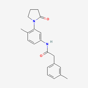 molecular formula C20H22N2O2 B2863807 N-[4-methyl-3-(2-oxopyrrolidin-1-yl)phenyl]-2-(3-methylphenyl)acetamide CAS No. 922951-09-5