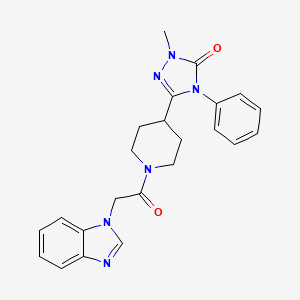 molecular formula C23H24N6O2 B2864192 3-(1-(2-(1H-benzo[d]imidazol-1-yl)acetyl)piperidin-4-yl)-1-methyl-4-phenyl-1H-1,2,4-triazol-5(4H)-one CAS No. 1421481-82-4
