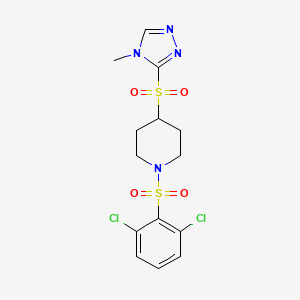molecular formula C14H16Cl2N4O4S2 B2864292 1-((2,6-dichlorophenyl)sulfonyl)-4-((4-methyl-4H-1,2,4-triazol-3-yl)sulfonyl)piperidine CAS No. 1448064-50-3