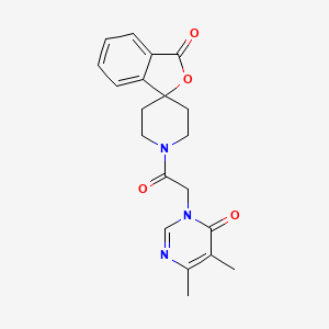 B2864378 1'-(2-(4,5-dimethyl-6-oxopyrimidin-1(6H)-yl)acetyl)-3H-spiro[isobenzofuran-1,4'-piperidin]-3-one CAS No. 1705338-45-9