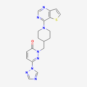 2-[(1-{thieno[3,2-d]pyrimidin-4-yl}piperidin-4-yl)methyl]-6-(1H-1,2,4-triazol-1-yl)-2,3-dihydropyridazin-3-one