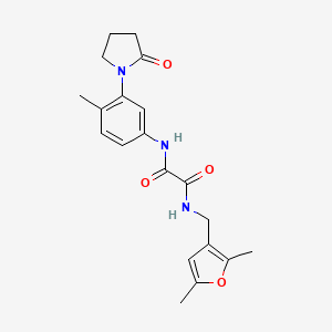 molecular formula C20H23N3O4 B2865959 N-[(2,5-dimethylfuran-3-yl)methyl]-N'-[4-methyl-3-(2-oxopyrrolidin-1-yl)phenyl]ethanediamide CAS No. 1351645-93-6