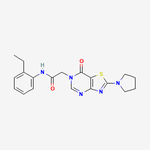 molecular formula C19H21N5O2S B2867988 N-(2-ethylphenyl)-2-[7-oxo-2-(pyrrolidin-1-yl)-6H,7H-[1,3]thiazolo[4,5-d]pyrimidin-6-yl]acetamide CAS No. 1223900-07-9