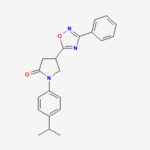 B2869486 1-(4-Isopropylphenyl)-4-(3-phenyl-1,2,4-oxadiazol-5-yl)-2-pyrrolidinone CAS No. 941892-29-1
