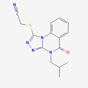 molecular formula C15H15N5OS B2870137 2-{[4-(2-methylpropyl)-5-oxo-4H,5H-[1,2,4]triazolo[4,3-a]quinazolin-1-yl]sulfanyl}acetonitrile CAS No. 1114655-99-0