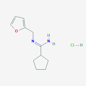 molecular formula C11H17ClN2O B2872657 N'-[(furan-2-yl)methyl]cyclopentanecarboximidamide hydrochloride CAS No. 1808676-36-9