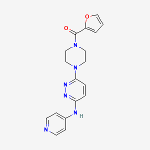 molecular formula C18H18N6O2 B2873378 Furan-2-yl(4-(6-(pyridin-4-ylamino)pyridazin-3-yl)piperazin-1-yl)methanone CAS No. 1021073-53-9