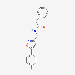 molecular formula C18H15FN2O2 B2875433 N-((5-(4-fluorophenyl)isoxazol-3-yl)methyl)-2-phenylacetamide CAS No. 953010-63-4