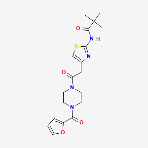 molecular formula C19H24N4O4S B2876603 N-(4-{2-[4-(furan-2-carbonyl)piperazin-1-yl]-2-oxoethyl}-1,3-thiazol-2-yl)-2,2-dimethylpropanamide CAS No. 923245-82-3