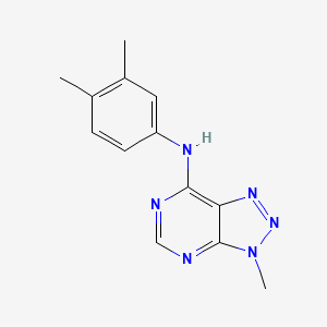 molecular formula C13H14N6 B2877069 N-(3,4-dimethylphenyl)-3-methyl-3H-[1,2,3]triazolo[4,5-d]pyrimidin-7-amine CAS No. 899995-57-4
