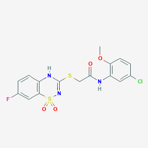 molecular formula C16H13ClFN3O4S2 B2878027 N-(5-chloro-2-methoxyphenyl)-2-((7-fluoro-1,1-dioxido-4H-benzo[e][1,2,4]thiadiazin-3-yl)thio)acetamide CAS No. 886954-44-5