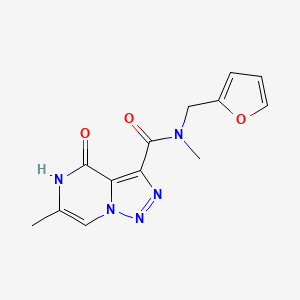 molecular formula C13H13N5O3 B2878429 N-(furan-2-ylmethyl)-N,6-dimethyl-4-oxo-4,5-dihydro-[1,2,3]triazolo[1,5-a]pyrazine-3-carboxamide CAS No. 1788673-13-1