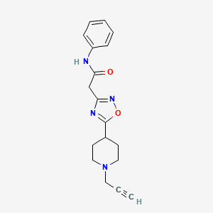 molecular formula C18H20N4O2 B2878841 N-Phenyl-2-[5-(1-prop-2-ynylpiperidin-4-yl)-1,2,4-oxadiazol-3-yl]acetamide CAS No. 1436227-28-9