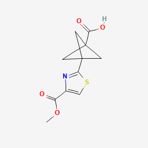 3-[4-(Methoxycarbonyl)-1,3-thiazol-2-yl]bicyclo[1.1.1]pentane-1-carboxylic acid