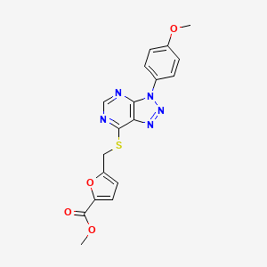 molecular formula C18H15N5O4S B2880759 methyl 5-(((3-(4-methoxyphenyl)-3H-[1,2,3]triazolo[4,5-d]pyrimidin-7-yl)thio)methyl)furan-2-carboxylate CAS No. 863500-86-1