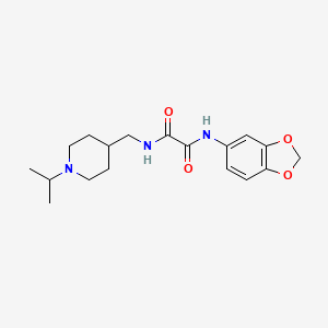 molecular formula C18H25N3O4 B2883499 N-(2H-1,3-benzodioxol-5-yl)-N'-{[1-(propan-2-yl)piperidin-4-yl]methyl}ethanediamide CAS No. 946233-27-8