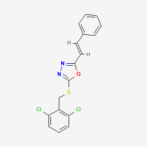 molecular formula C17H12Cl2N2OS B2883659 2-[(2,6-dichlorobenzyl)sulfanyl]-5-[(E)-2-phenylethenyl]-1,3,4-oxadiazole CAS No. 1164458-36-9