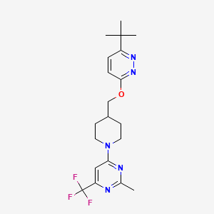 molecular formula C20H26F3N5O B2883738 4-[4-[(6-Tert-butylpyridazin-3-yl)oxymethyl]piperidin-1-yl]-2-methyl-6-(trifluoromethyl)pyrimidine CAS No. 2379971-60-3