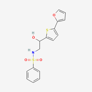 molecular formula C16H15NO4S2 B2886870 N-[2-[5-(Furan-2-yl)thiophen-2-yl]-2-hydroxyethyl]benzenesulfonamide CAS No. 2319724-28-0
