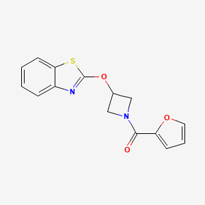molecular formula C15H12N2O3S B2887724 (3-(苯并[d]噻唑-2-氧基)氮杂环丁-1-基)(呋喃-2-基)甲酮 CAS No. 1421510-11-3