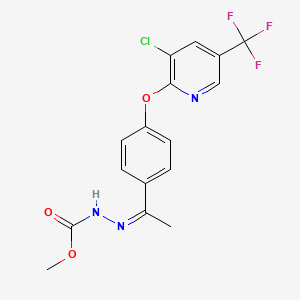 molecular formula C16H13ClF3N3O3 B2888338 N'-[(1Z)-1-(4-{[3-chloro-5-(trifluoromethyl)pyridin-2-yl]oxy}phenyl)ethylidene]methoxycarbohydrazide CAS No. 337924-87-5