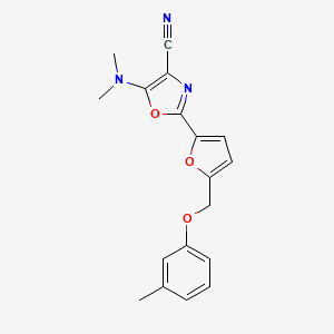 B2888390 5-(Dimethylamino)-2-(5-((m-tolyloxy)methyl)furan-2-yl)oxazole-4-carbonitrile CAS No. 941912-28-3