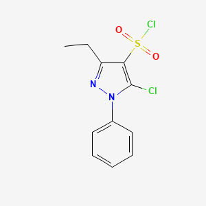 B2892421 5-Chloro-3-ethyl-1-phenylpyrazole-4-sulfonyl chloride CAS No. 1551273-05-2