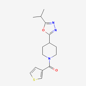 molecular formula C15H19N3O2S B2893326 (4-(5-Isopropyl-1,3,4-oxadiazol-2-yl)piperidin-1-yl)(thiophen-3-yl)methanone CAS No. 1208679-08-6