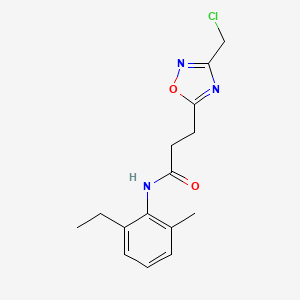 molecular formula C15H18ClN3O2 B2896061 3-[3-(chloromethyl)-1,2,4-oxadiazol-5-yl]-N-(2-ethyl-6-methylphenyl)propanamide CAS No. 1432436-58-2
