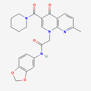molecular formula C24H24N4O5 B2897700 N-(2H-1,3-benzodioxol-5-yl)-2-[7-methyl-4-oxo-3-(piperidine-1-carbonyl)-1,4-dihydro-1,8-naphthyridin-1-yl]acetamide CAS No. 1251677-75-4