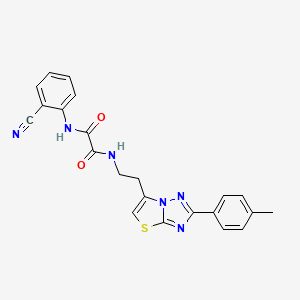 molecular formula C22H18N6O2S B2898613 N1-(2-cyanophenyl)-N2-(2-(2-(p-tolyl)thiazolo[3,2-b][1,2,4]triazol-6-yl)ethyl)oxalamide CAS No. 894030-82-1