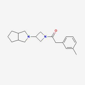 molecular formula C19H26N2O B2898722 2-(3-Methylphenyl)-1-(3-{octahydrocyclopenta[c]pyrrol-2-yl}azetidin-1-yl)ethan-1-one CAS No. 2415554-20-8