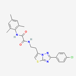 molecular formula C23H22ClN5O2S B2899320 N1-(2-(2-(4-chlorophenyl)thiazolo[3,2-b][1,2,4]triazol-6-yl)ethyl)-N2-mesityloxalamide CAS No. 894038-54-1