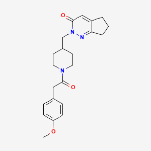 molecular formula C22H27N3O3 B2899331 2-[[1-[2-(4-Methoxyphenyl)acetyl]piperidin-4-yl]methyl]-6,7-dihydro-5H-cyclopenta[c]pyridazin-3-one CAS No. 2379971-66-9