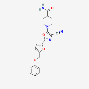 1-(4-Cyano-2-(5-((p-tolyloxy)methyl)furan-2-yl)oxazol-5-yl)piperidine-4-carboxamide