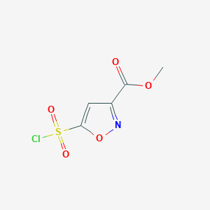 molecular formula C5H4ClNO5S B2902804 Methyl 5-(chlorosulfonyl)-1,2-oxazole-3-carboxylate CAS No. 1909326-52-8