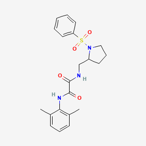 molecular formula C21H25N3O4S B2904086 N-{[1-(benzenesulfonyl)pyrrolidin-2-yl]methyl}-N'-(2,6-dimethylphenyl)ethanediamide CAS No. 896269-86-6