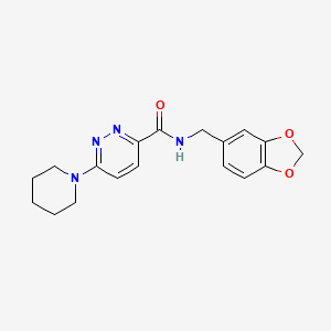 molecular formula C18H20N4O3 B2904635 N-(benzo[d][1,3]dioxol-5-ylmethyl)-6-(piperidin-1-yl)pyridazine-3-carboxamide CAS No. 1396786-64-3