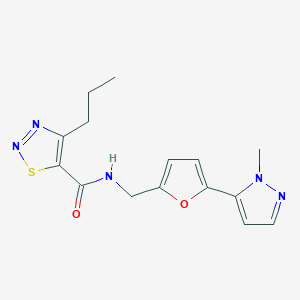molecular formula C15H17N5O2S B2913827 N-{[5-(1-methyl-1H-pyrazol-5-yl)furan-2-yl]methyl}-4-propyl-1,2,3-thiadiazole-5-carboxamide CAS No. 2415490-51-4