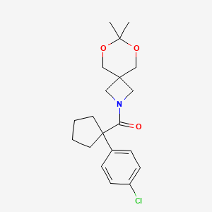 (1-(4-Chlorophenyl)cyclopentyl)(7,7-dimethyl-6,8-dioxa-2-azaspiro[3.5]nonan-2-yl)methanone
