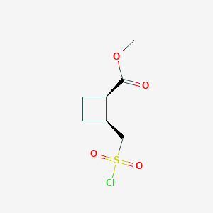 molecular formula C7H11ClO4S B2915084 Methyl (1R,2S)-2-(chlorosulfonylmethyl)cyclobutane-1-carboxylate CAS No. 2416218-89-6